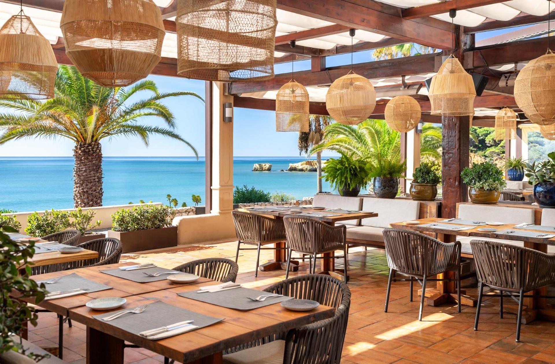Grande Real Santa Eulalia Resort&hotel